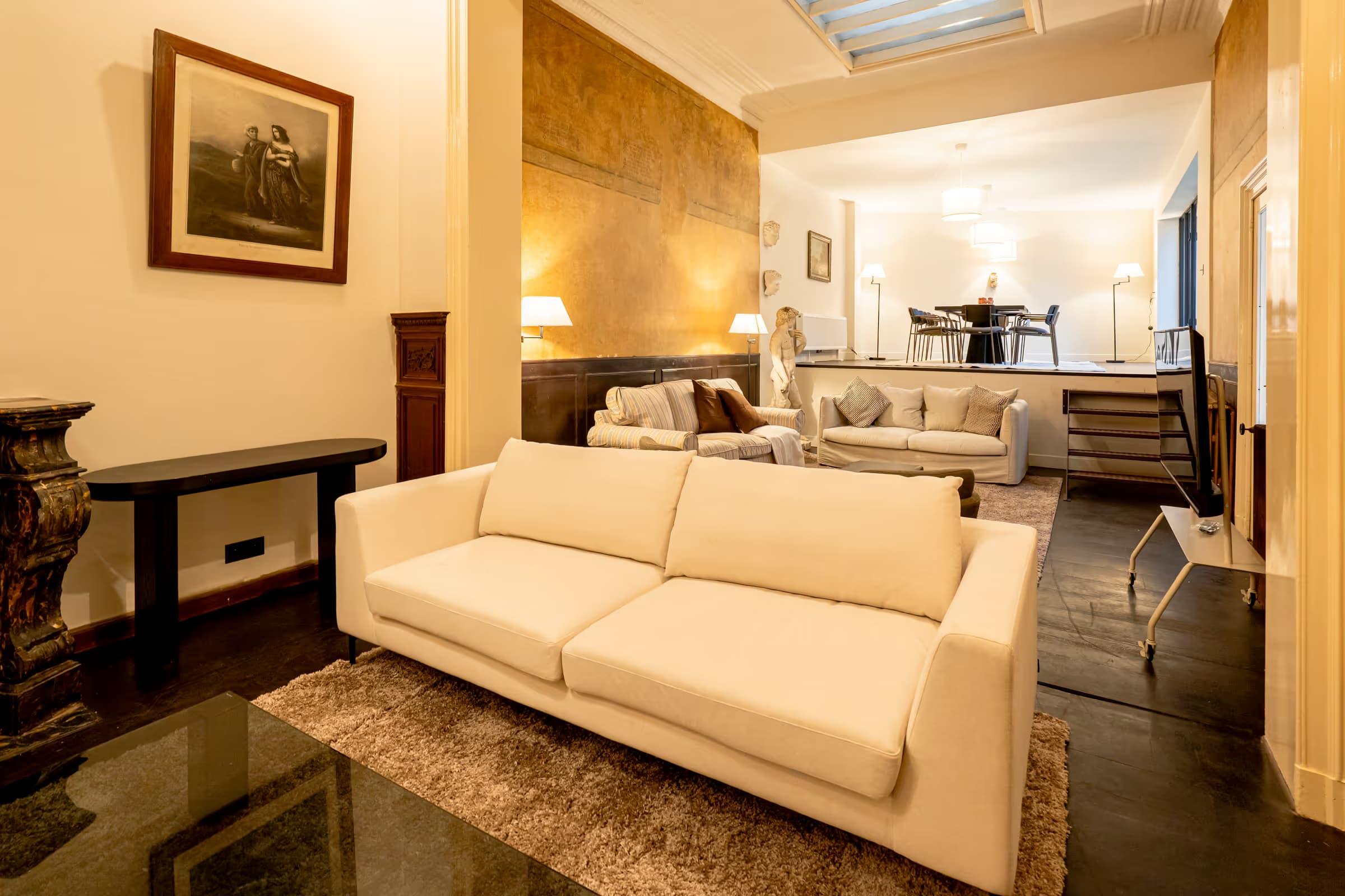 Old Brick thumbnail 5