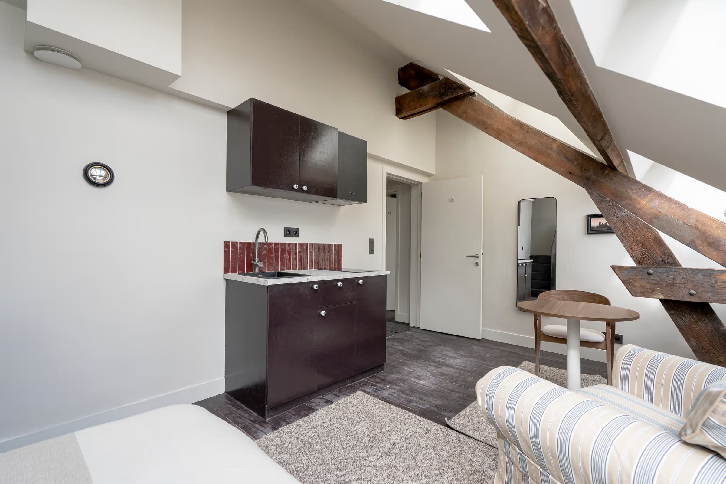 Old Brick thumbnail 16