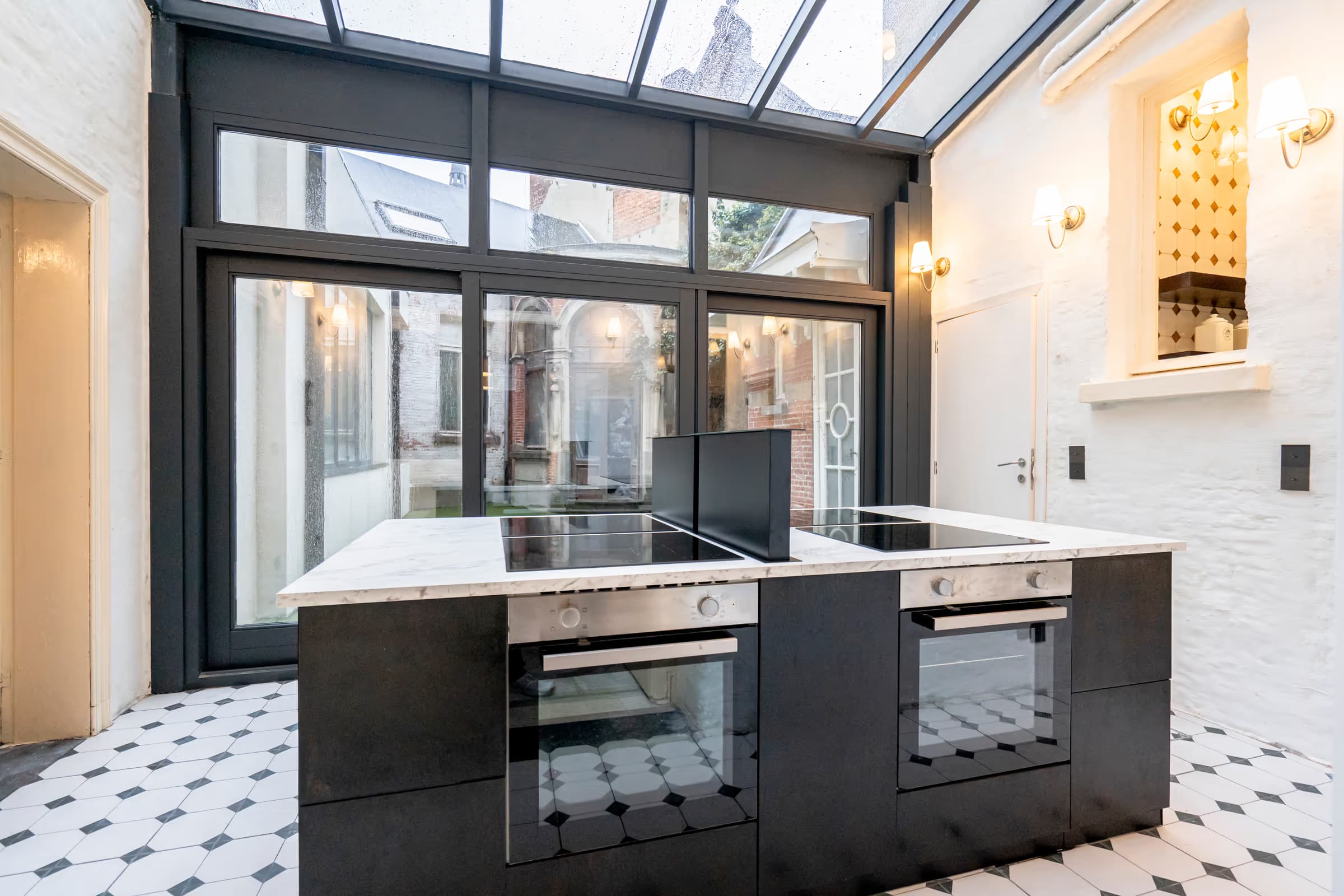 Old Brick thumbnail 22