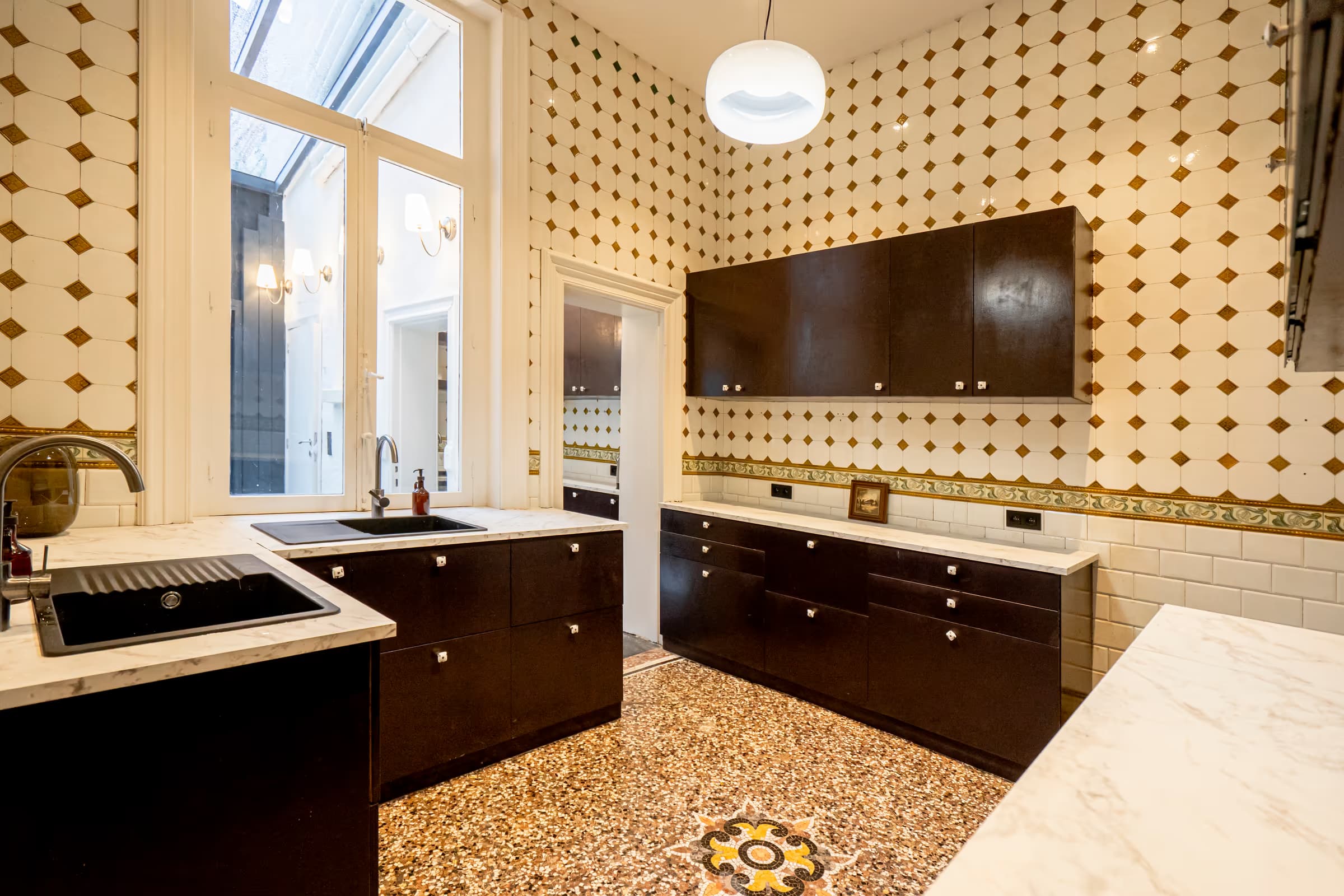 Old Brick thumbnail 23