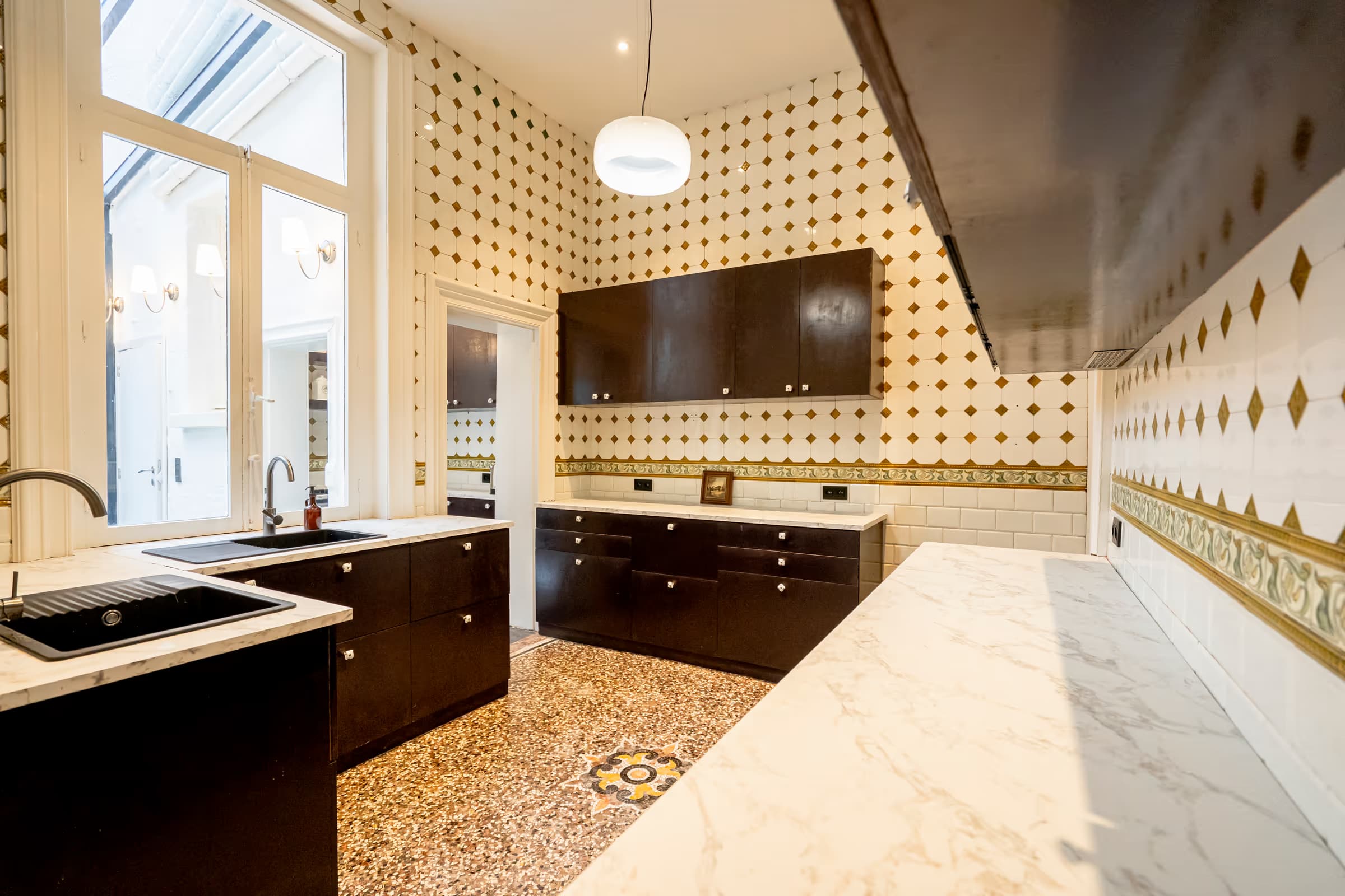 Old Brick thumbnail 24