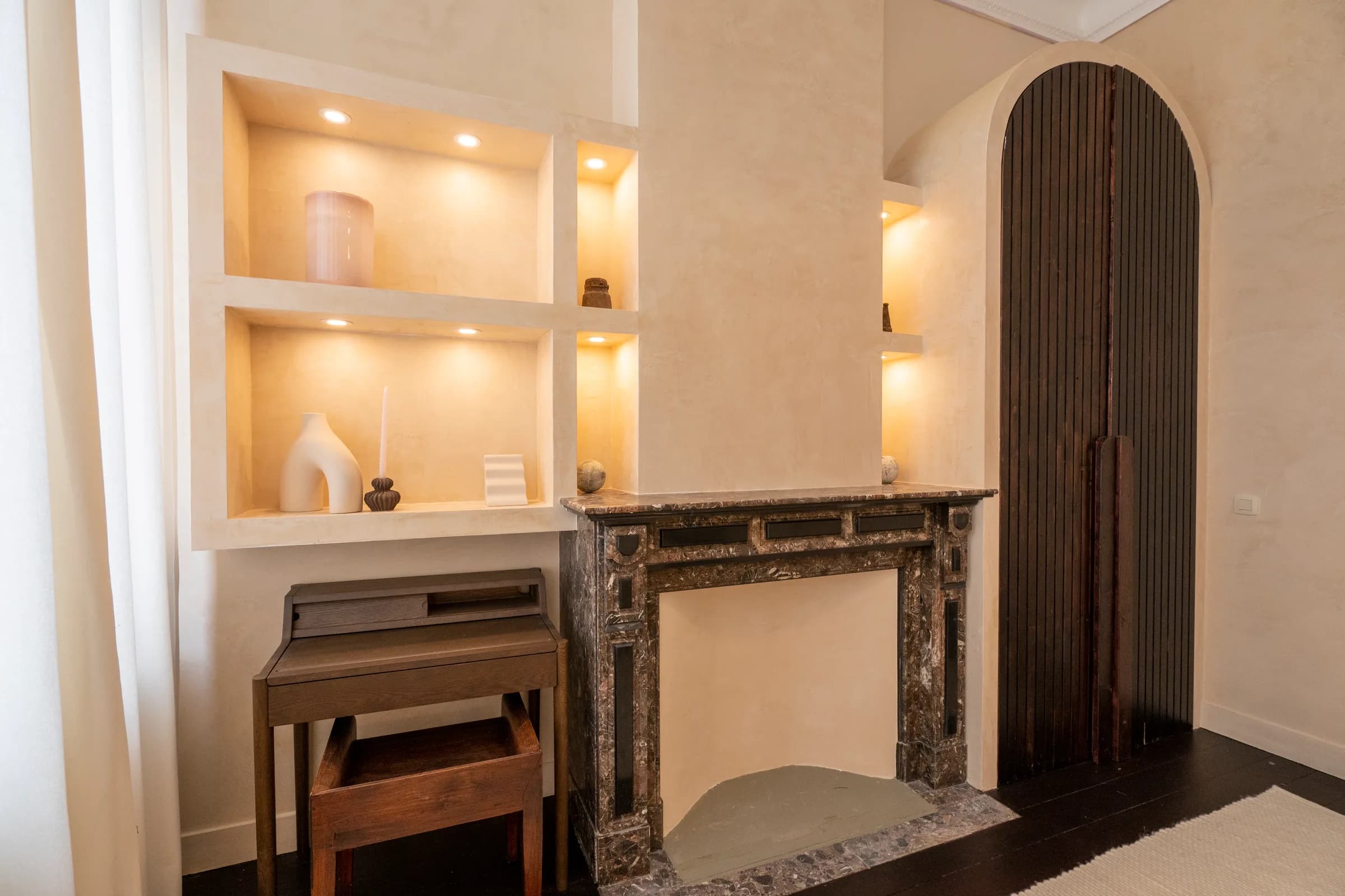 1. Co-living room – Street Side thumbnail 3