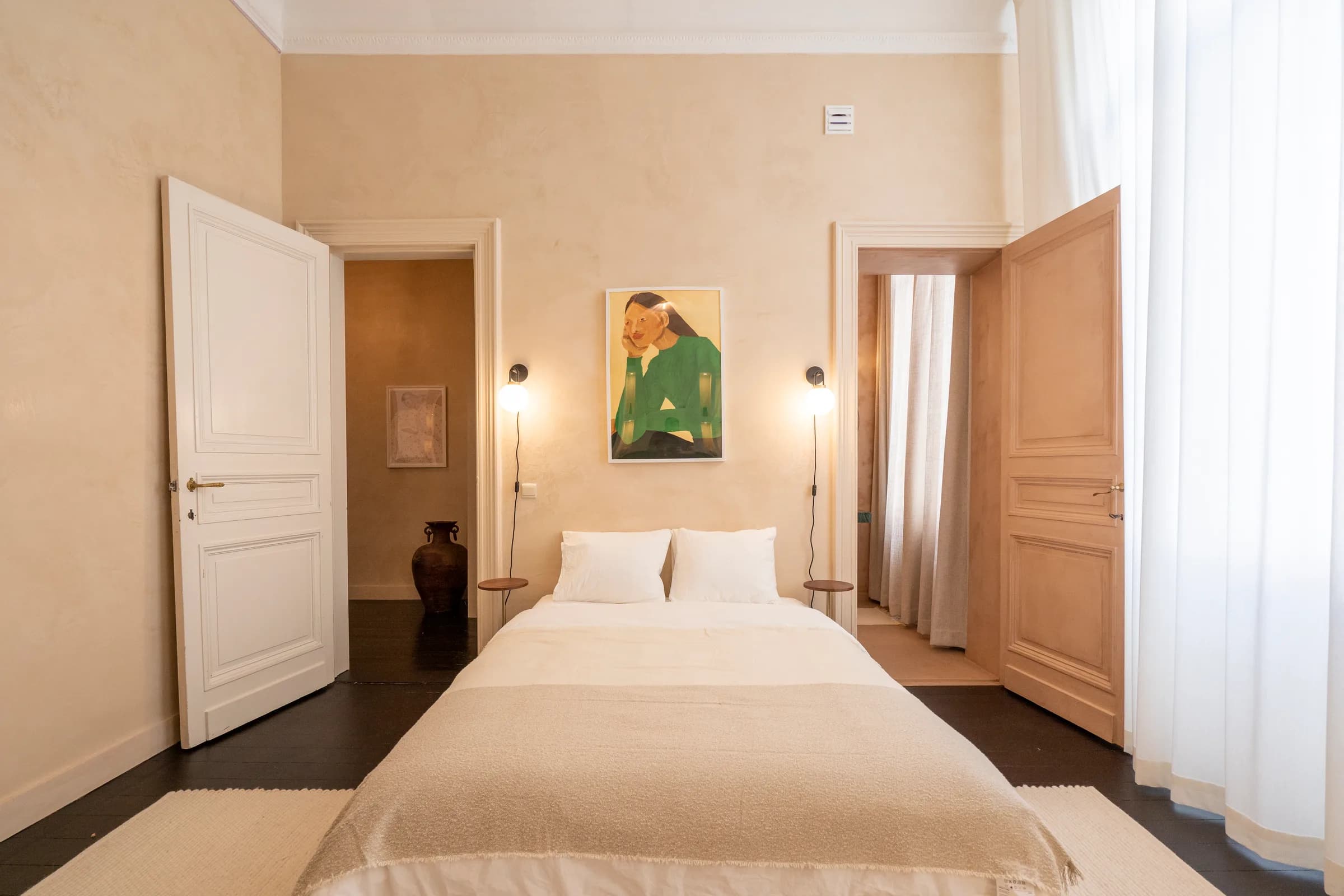 1. Co-living room – Street Side