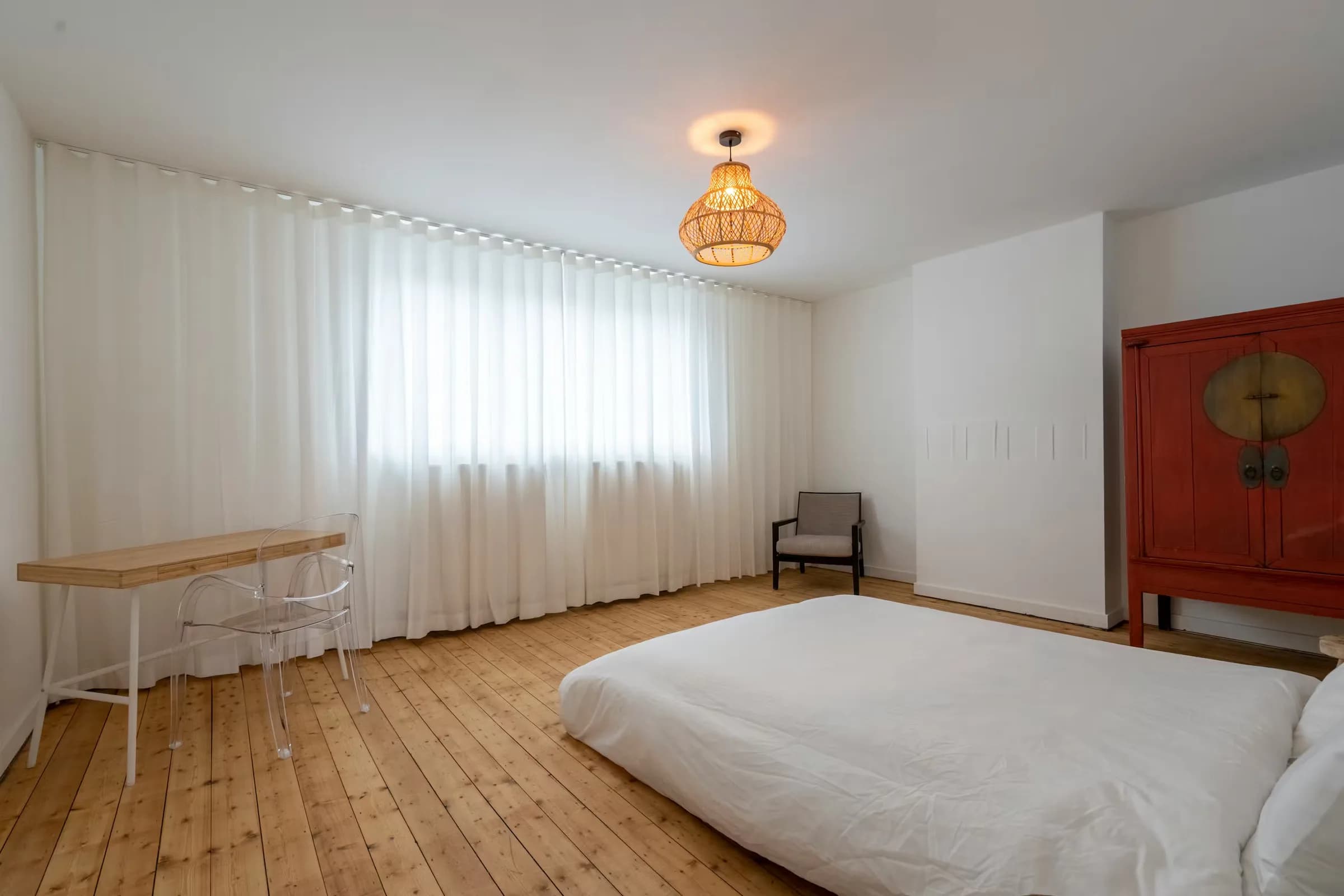 4. Co-living room – Garden Side photo 1