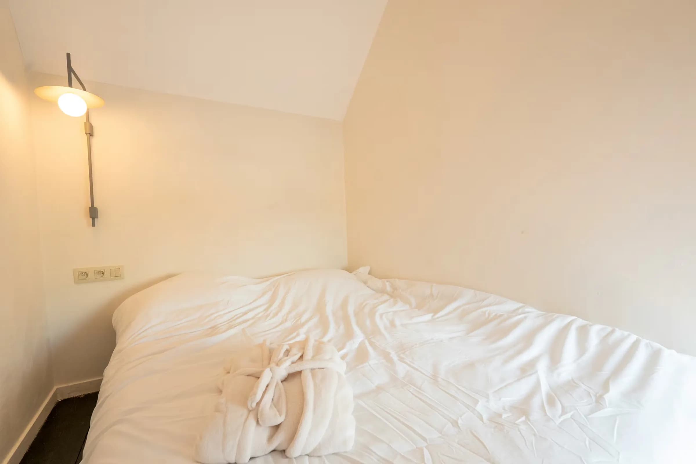 8. Coliving room – Street Side thumbnail 4