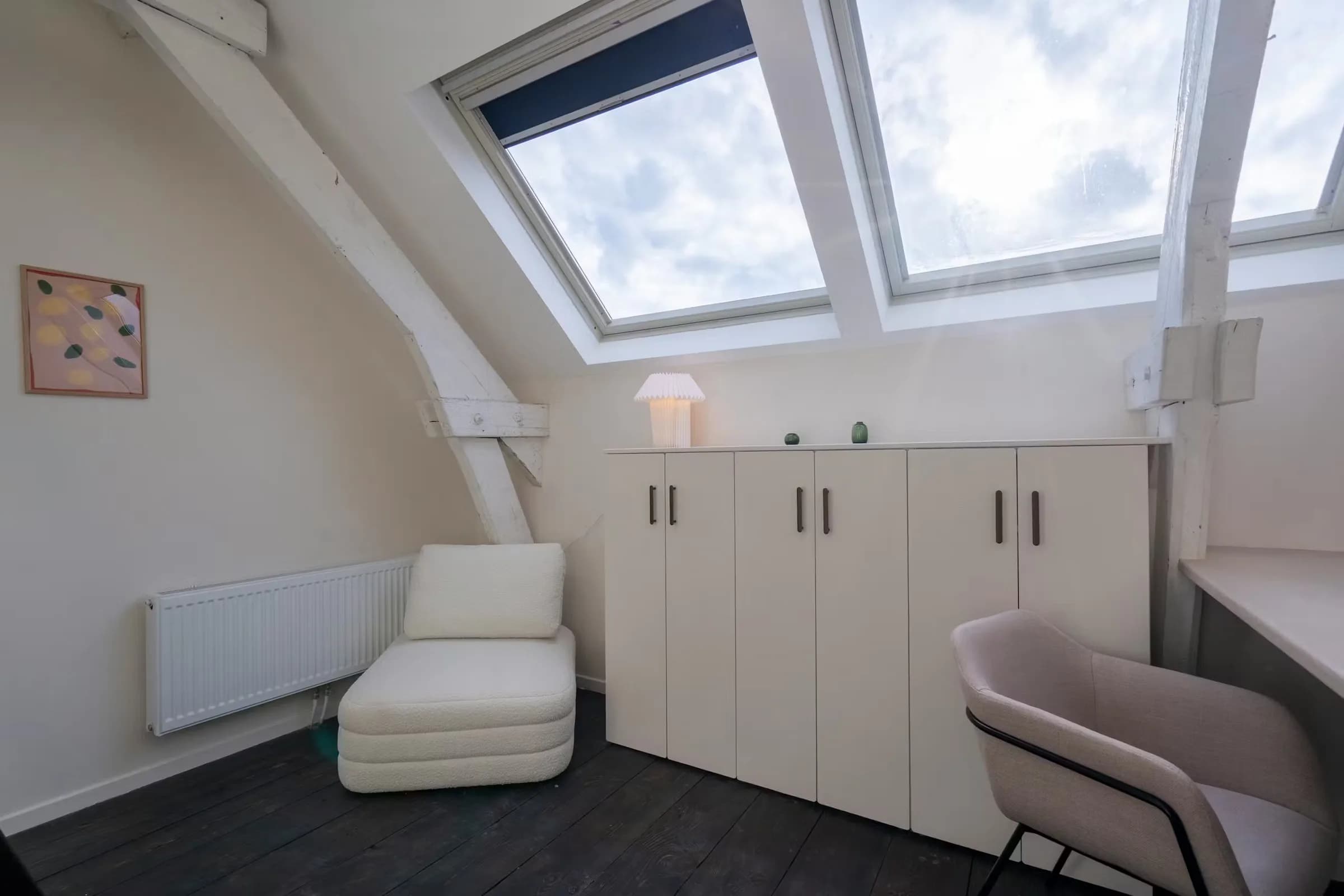 9. Сoliving room – Street Side