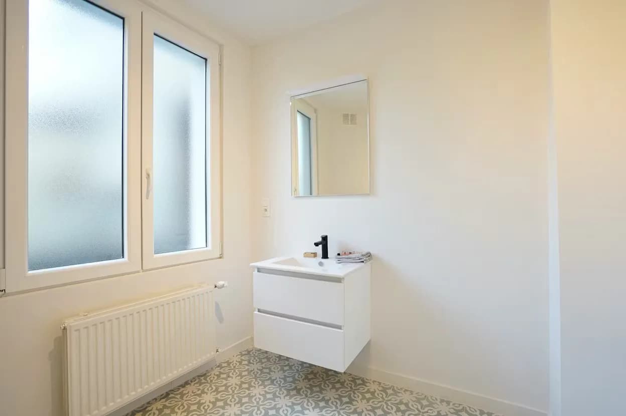 3. Co-living room – Street Side thumbnail 6