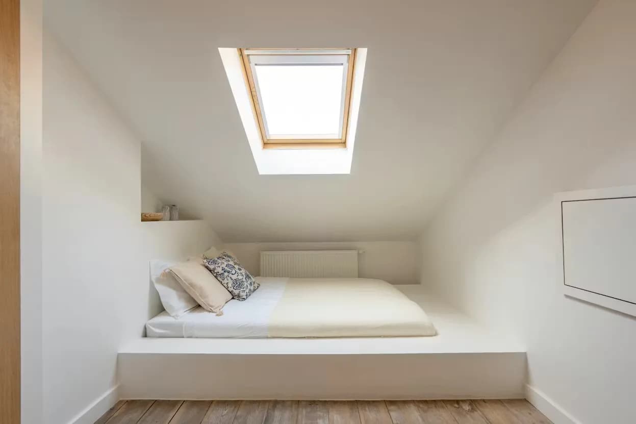 6. Co-living room – Garden Side