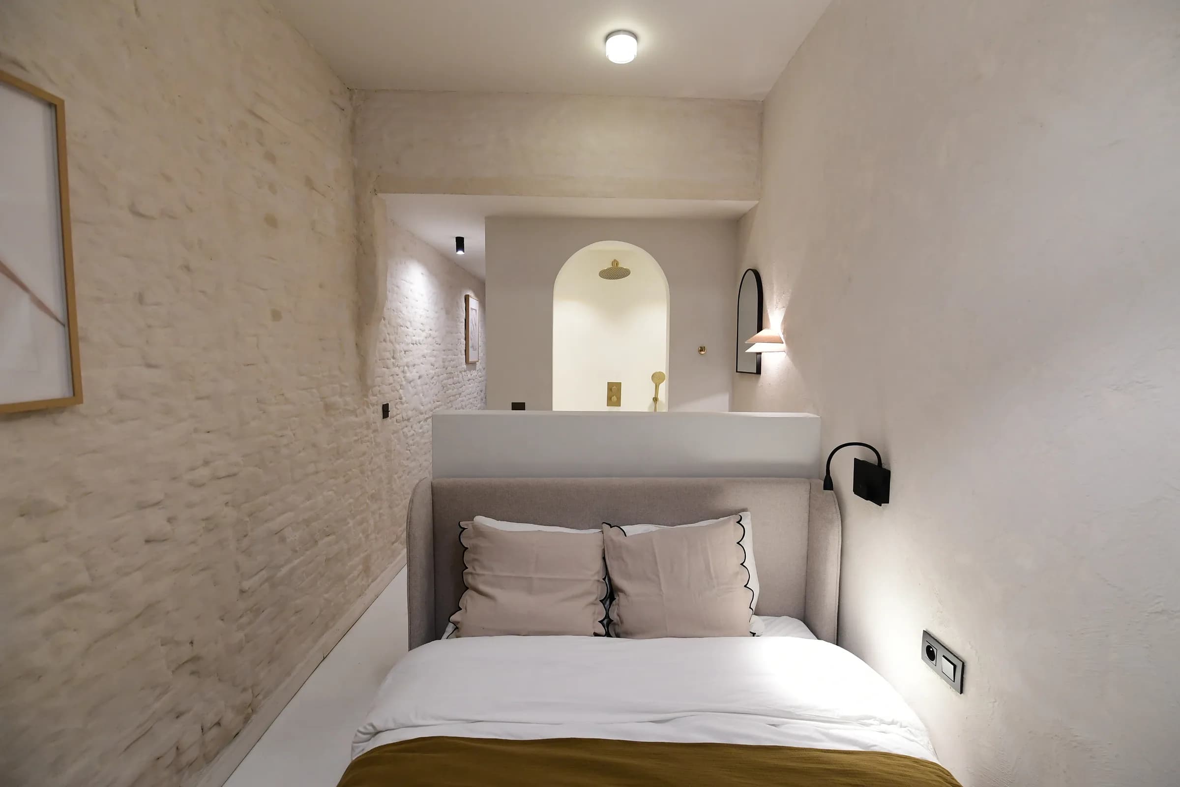 1. Private 2-bedroom apartment thumbnail 6