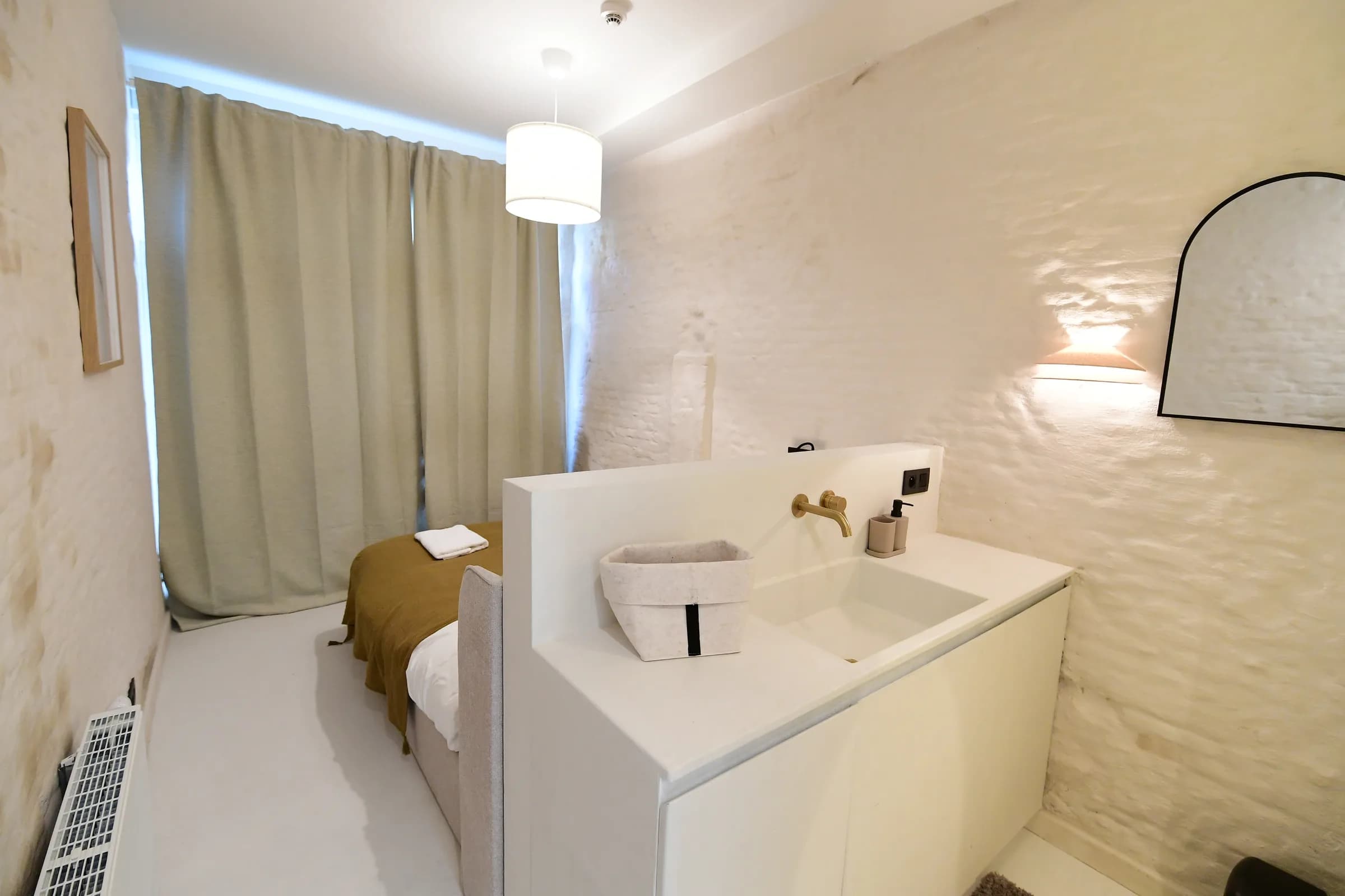 1. Private 2-bedroom apartment thumbnail 8