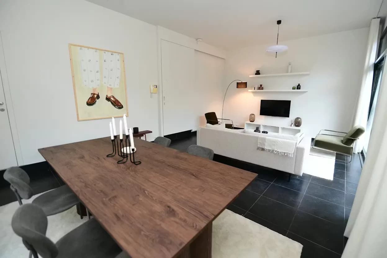 Apartment thumbnail 8