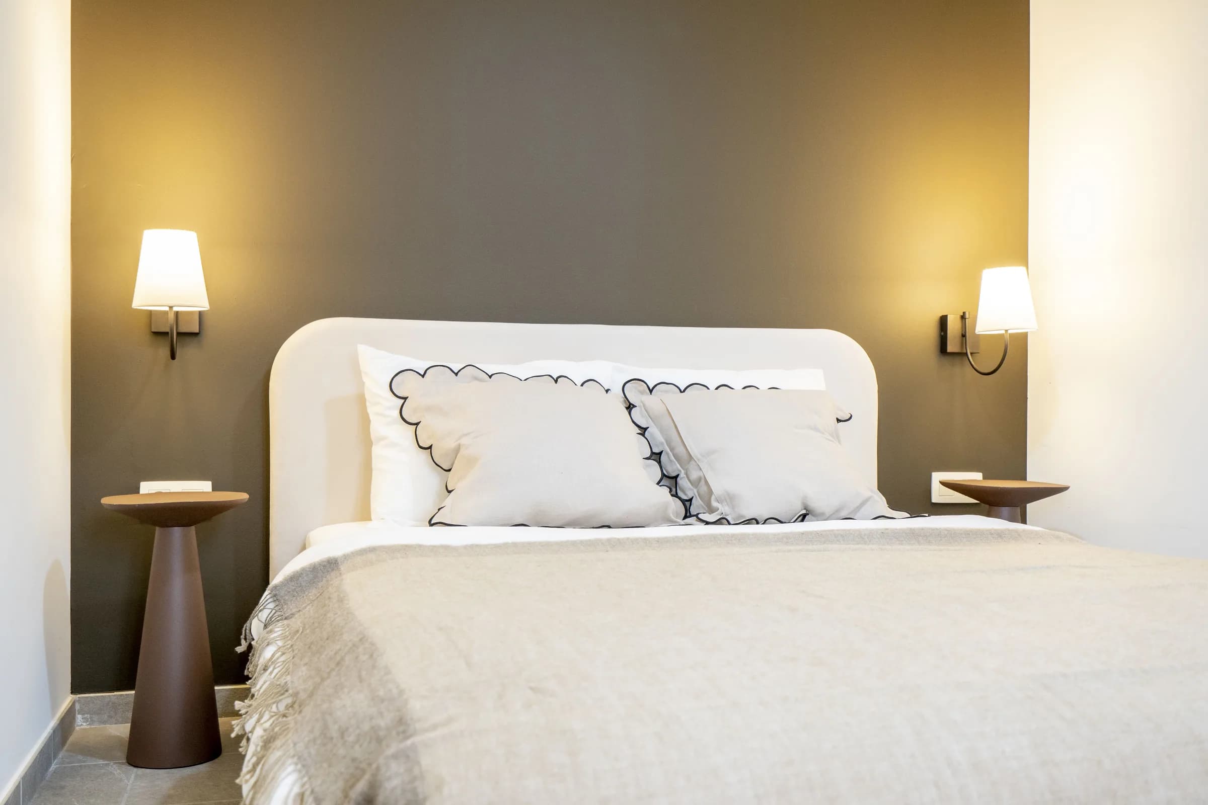 3. Private apartment, garden-side thumbnail 15