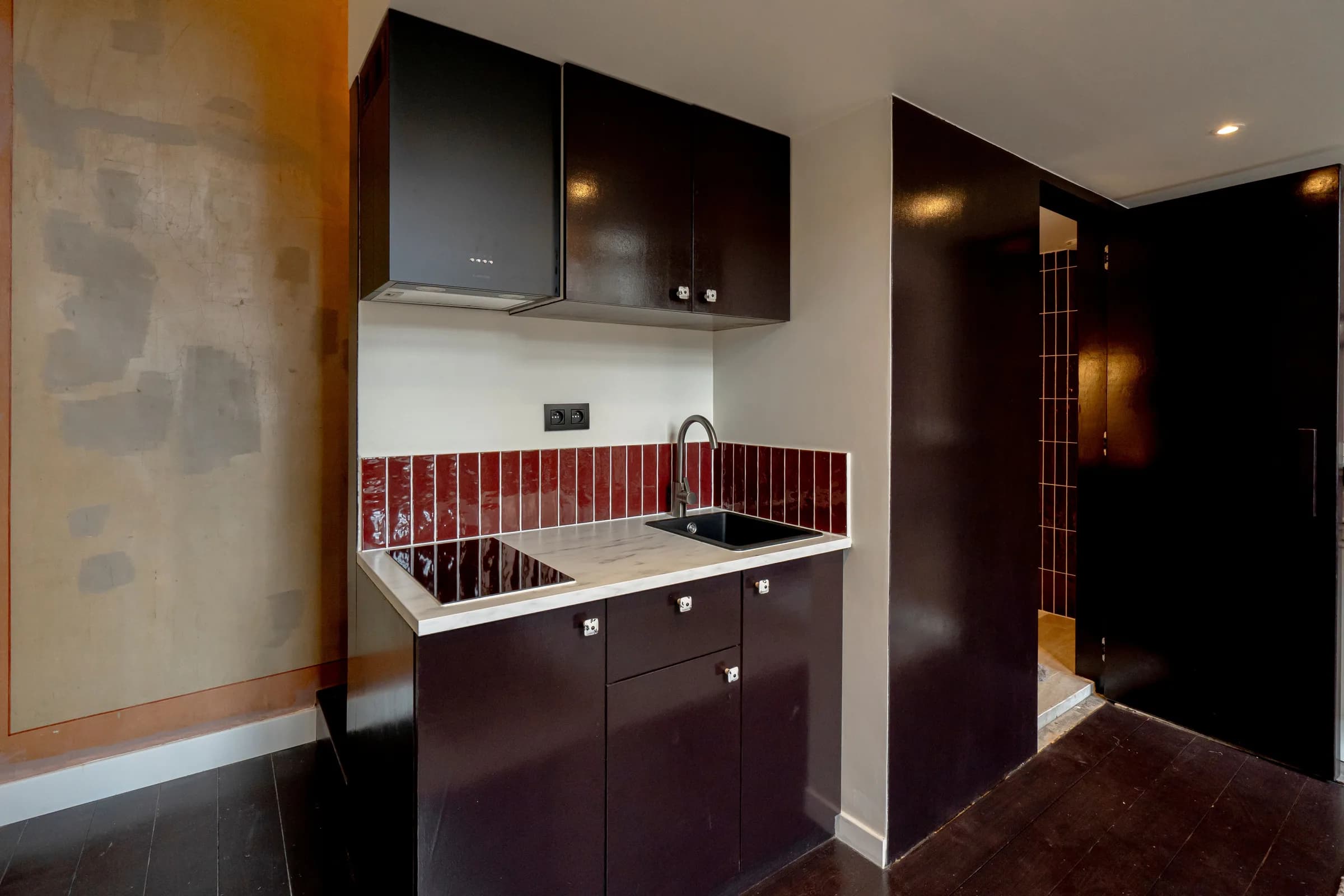 Studio 1 thumbnail 9