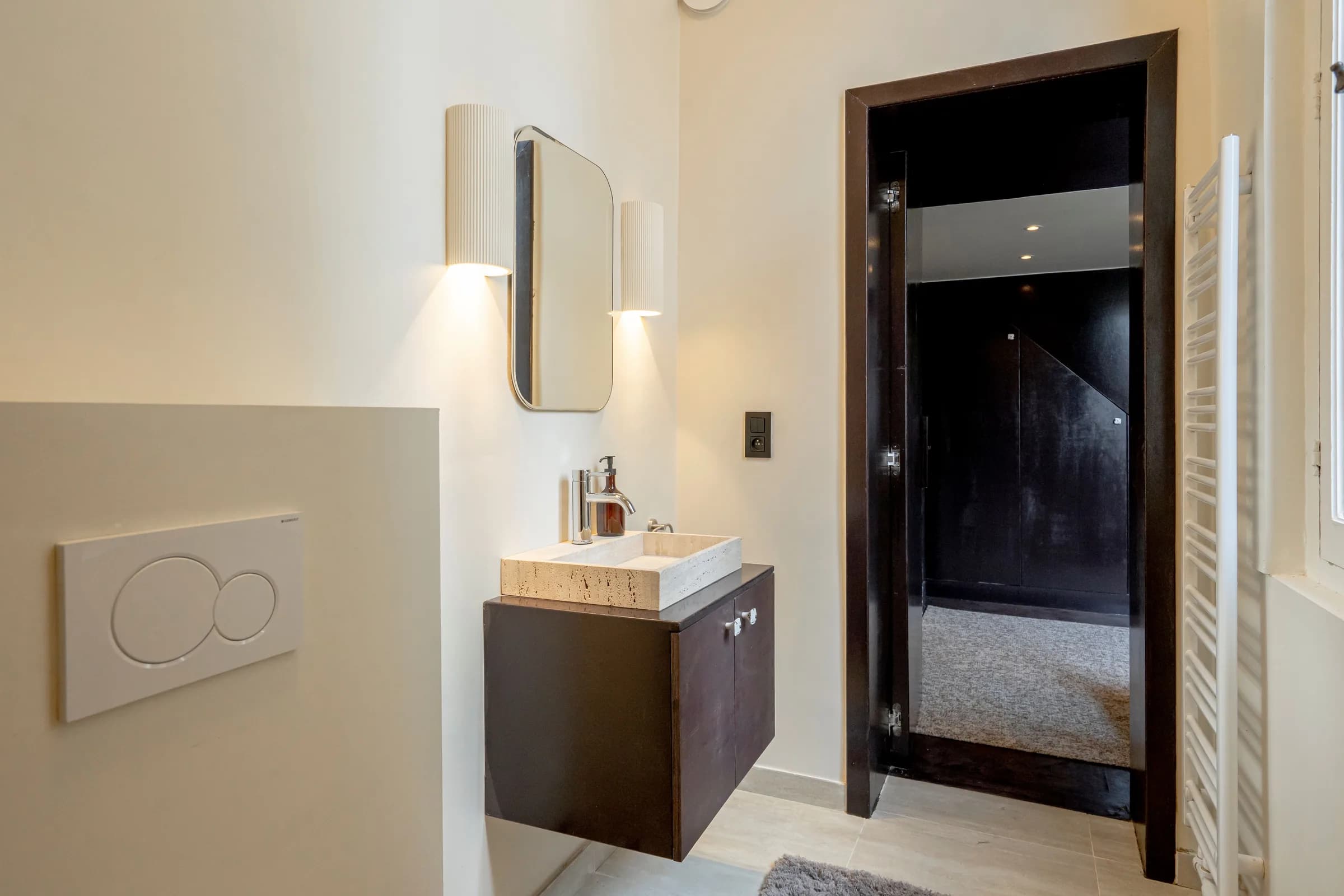 Studio 4 thumbnail 5