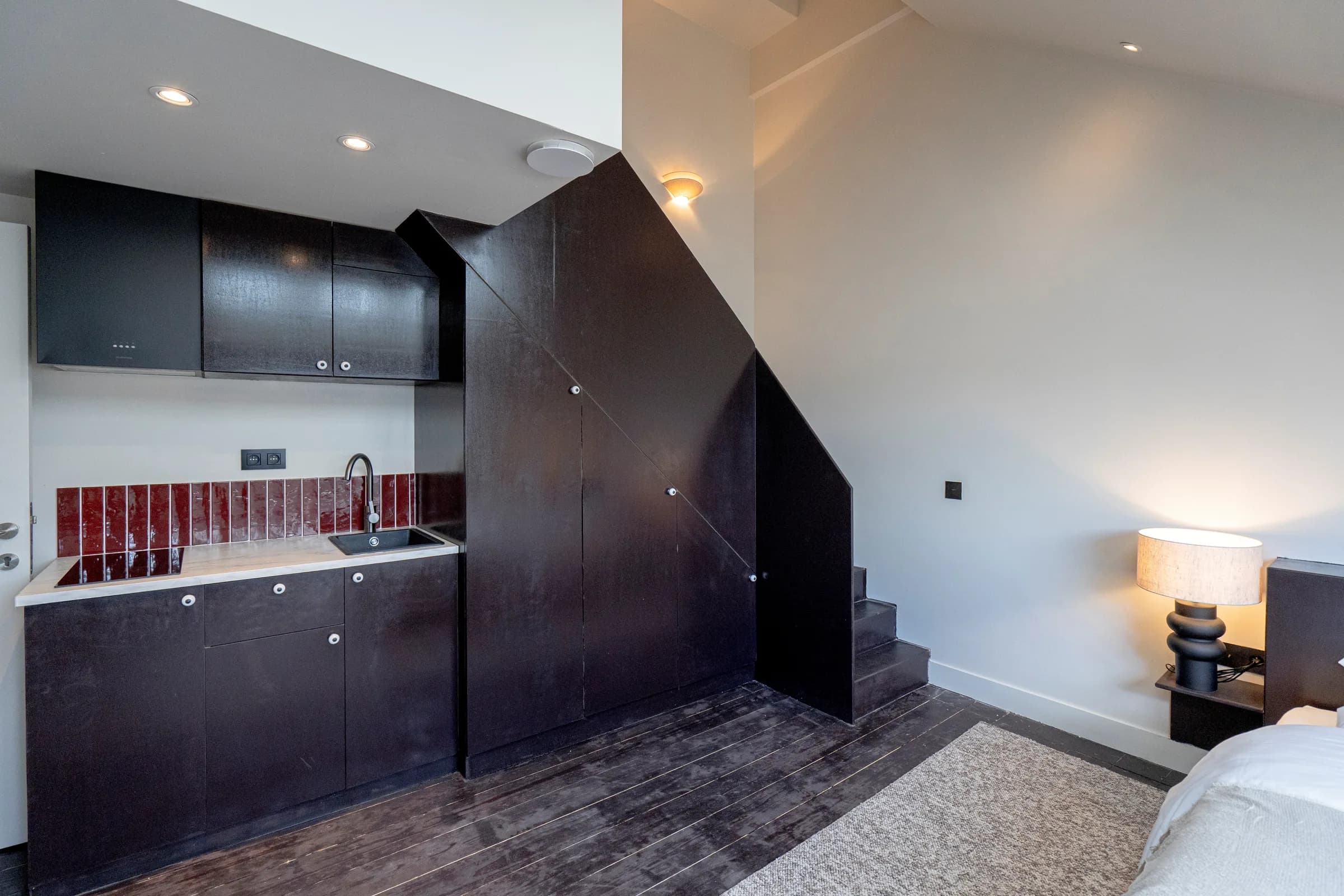 Studio 9 thumbnail 6