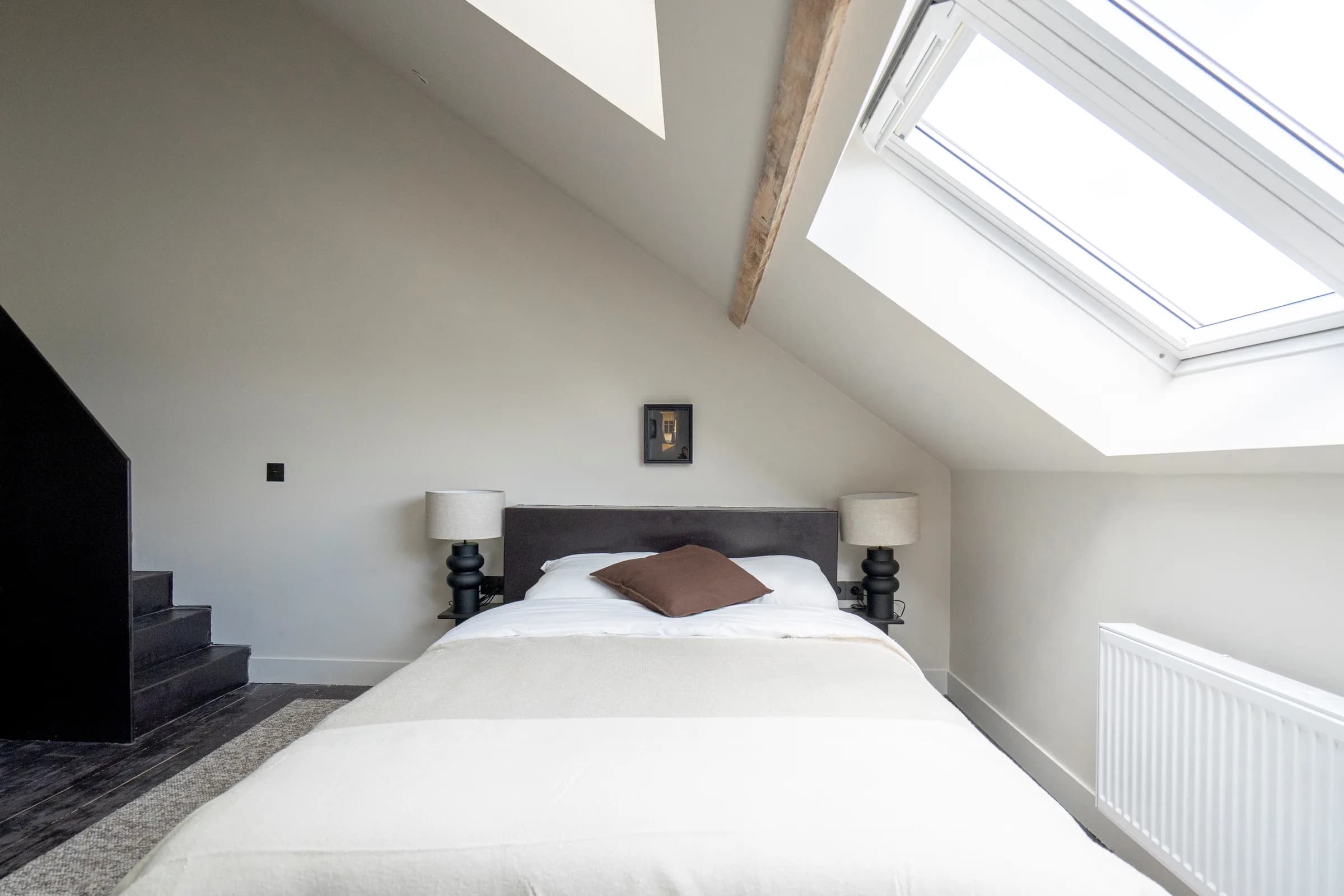 Studio 11 thumbnail 2