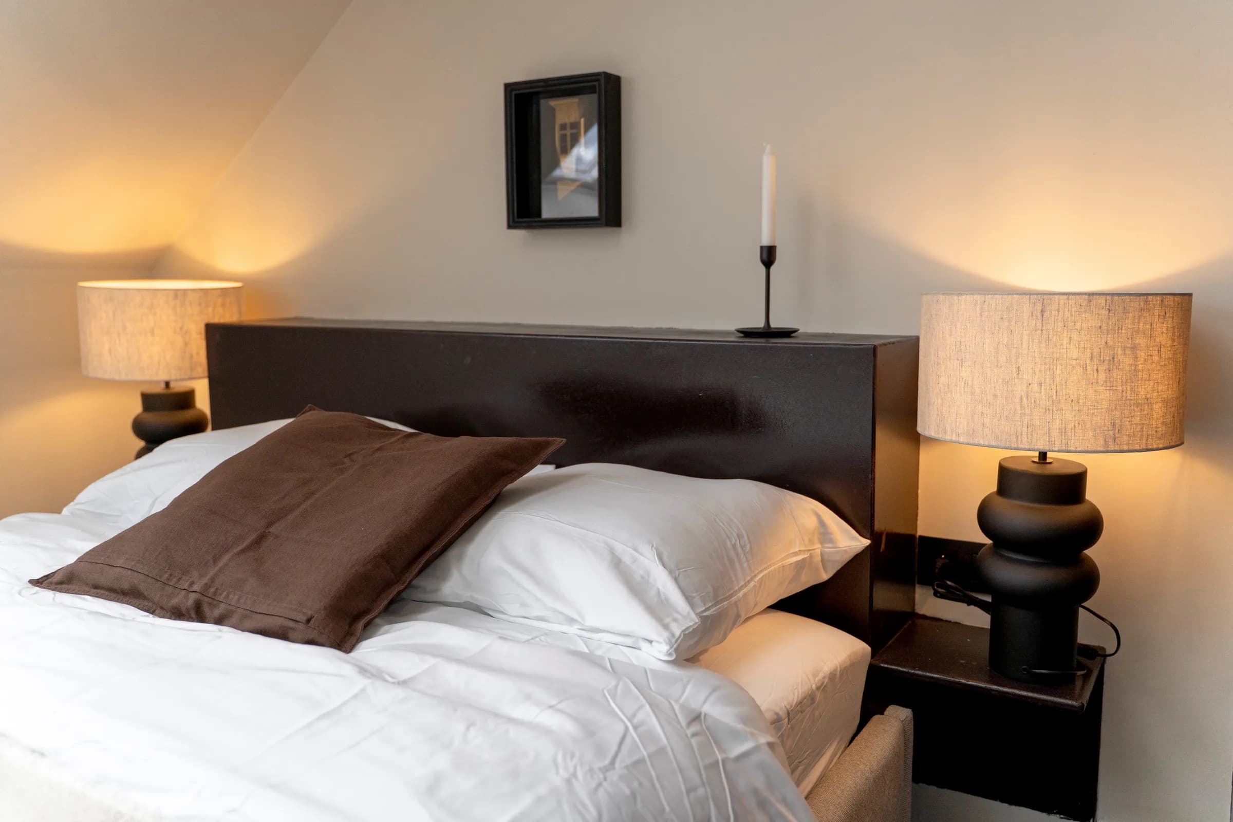 Studio 12 thumbnail 2