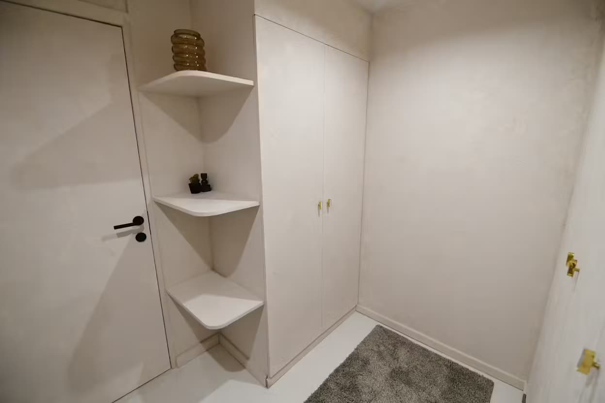 3. Coliving Room thumbnail 4