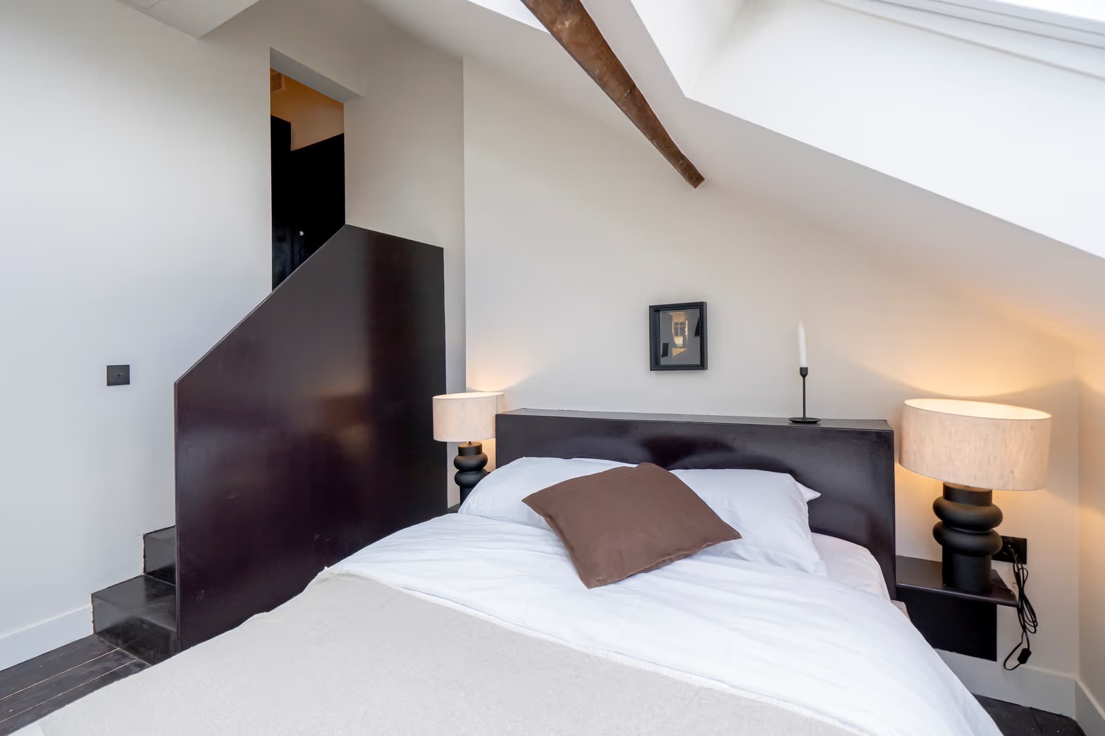 Studio 10 thumbnail 3