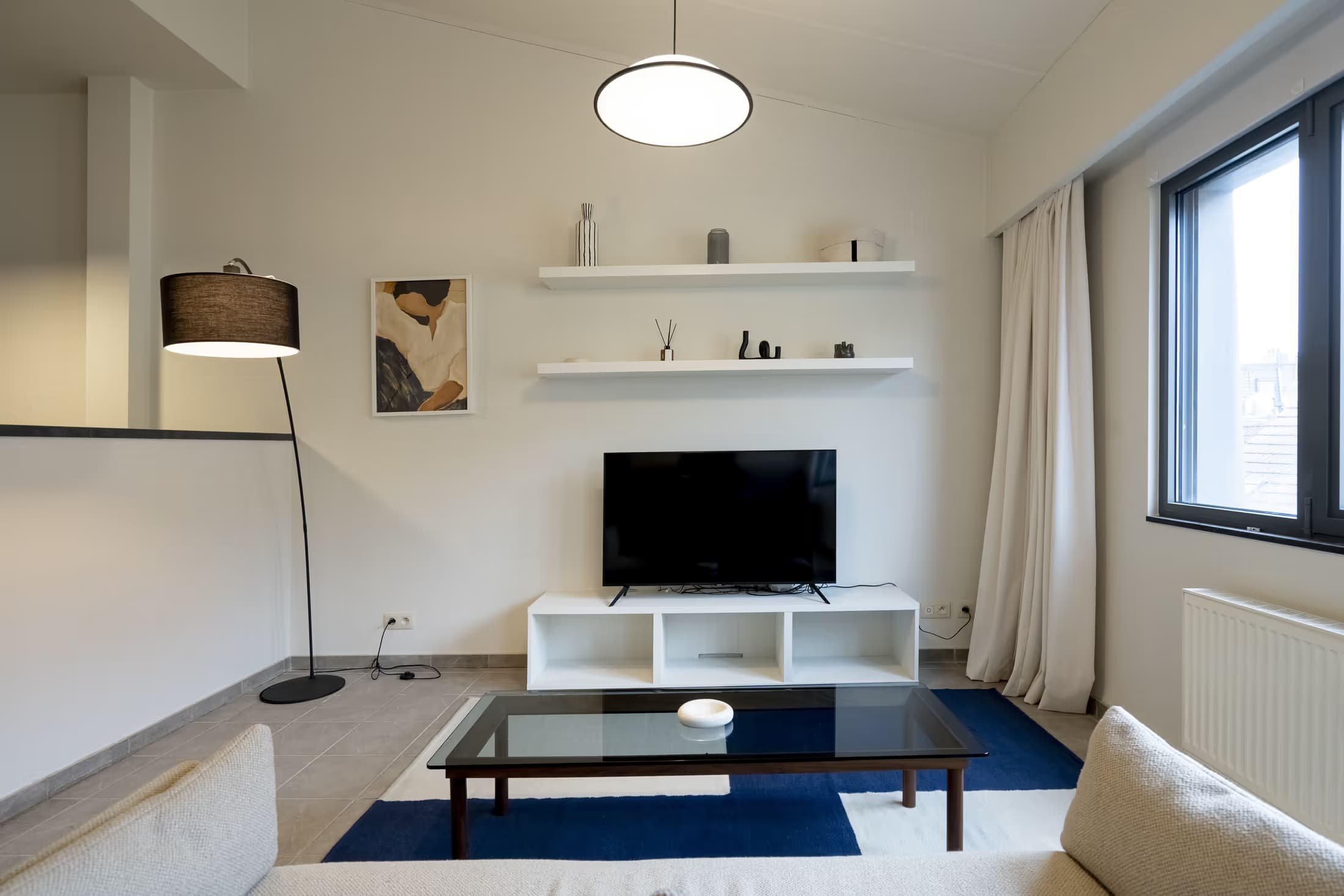 8. Rooftop Apartment thumbnail 3