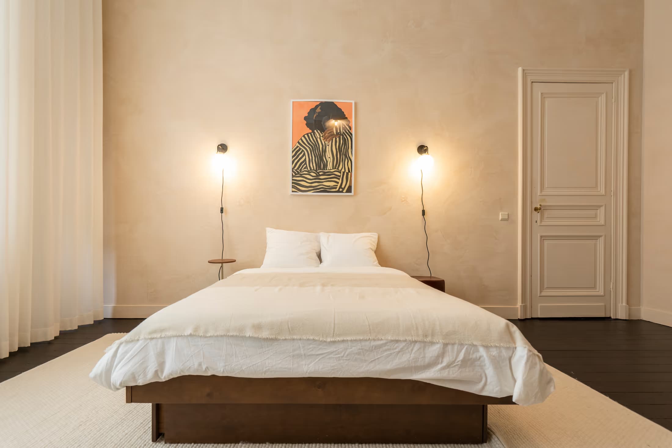 1. Co-living room – Street Side photo 1