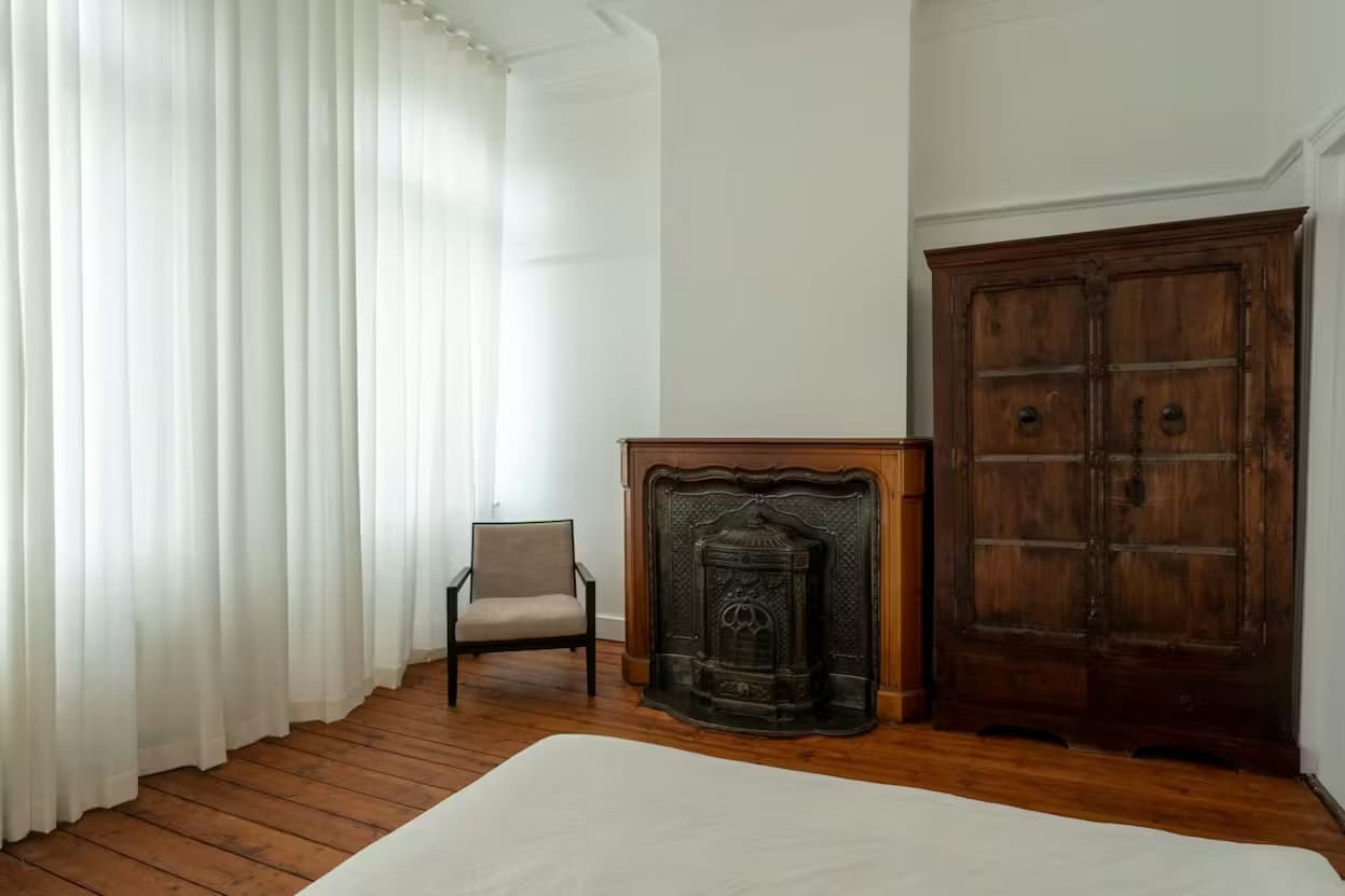 3. Co-living room – Street Side