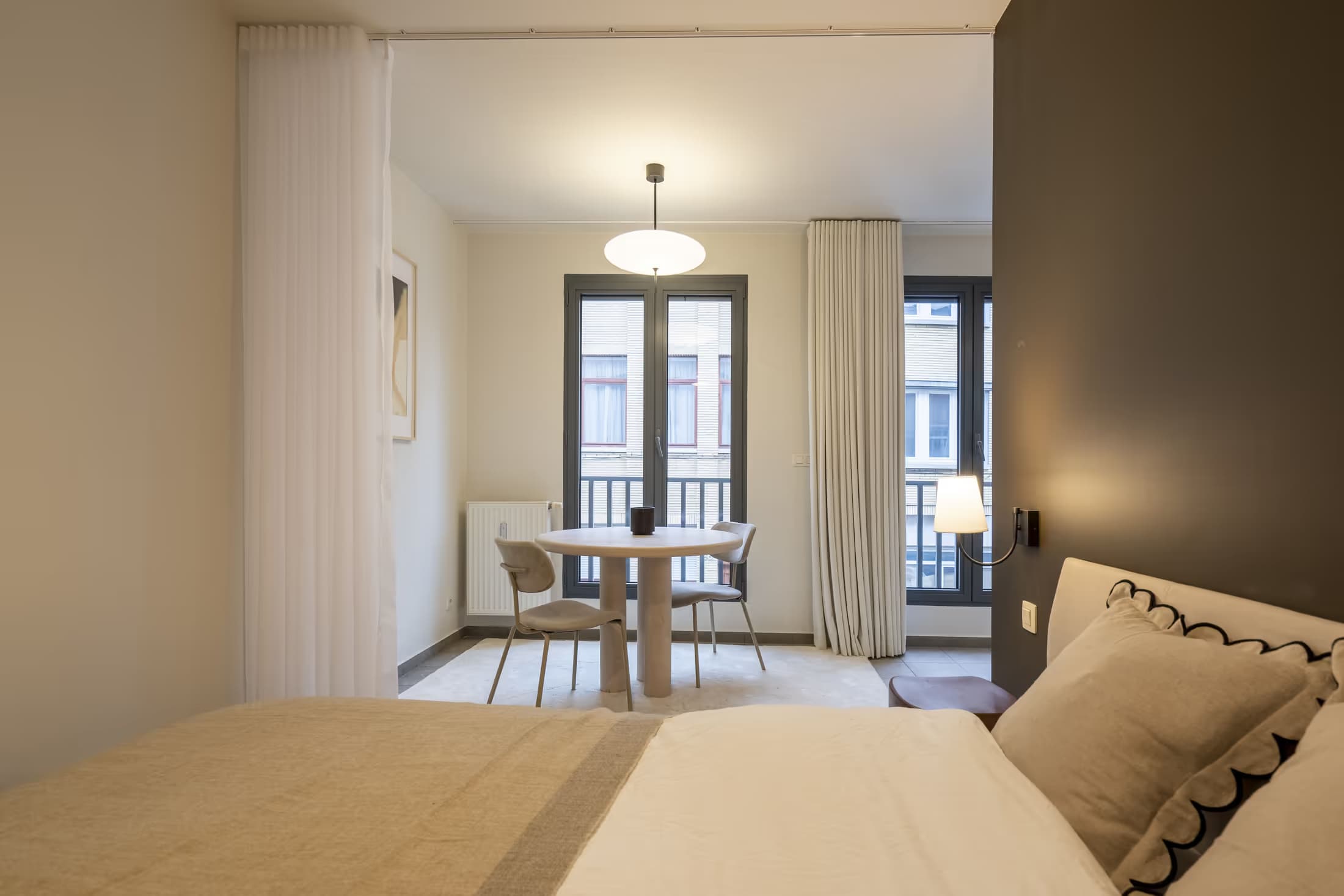 2. Private apartment, street-side thumbnail 15