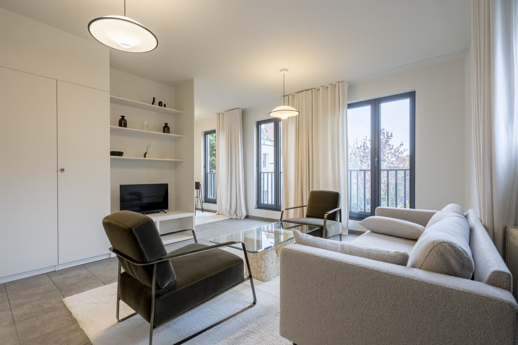 3. Private apartment, garden-side