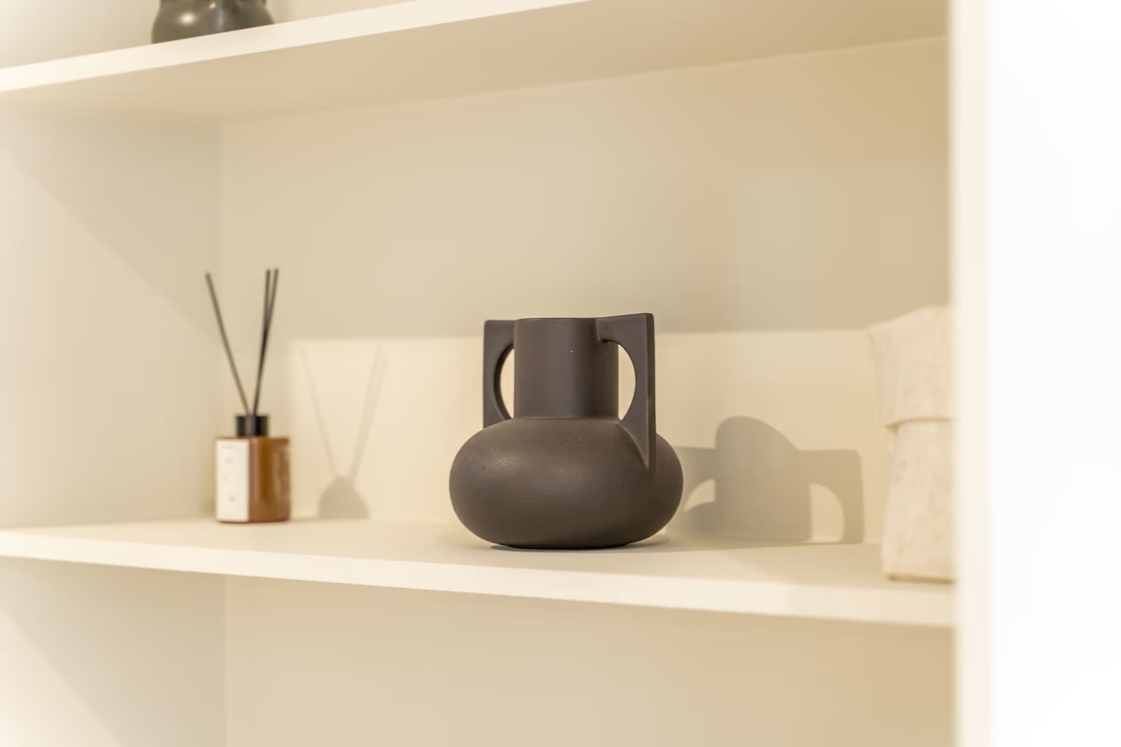 5. Studio, street-side thumbnail 4