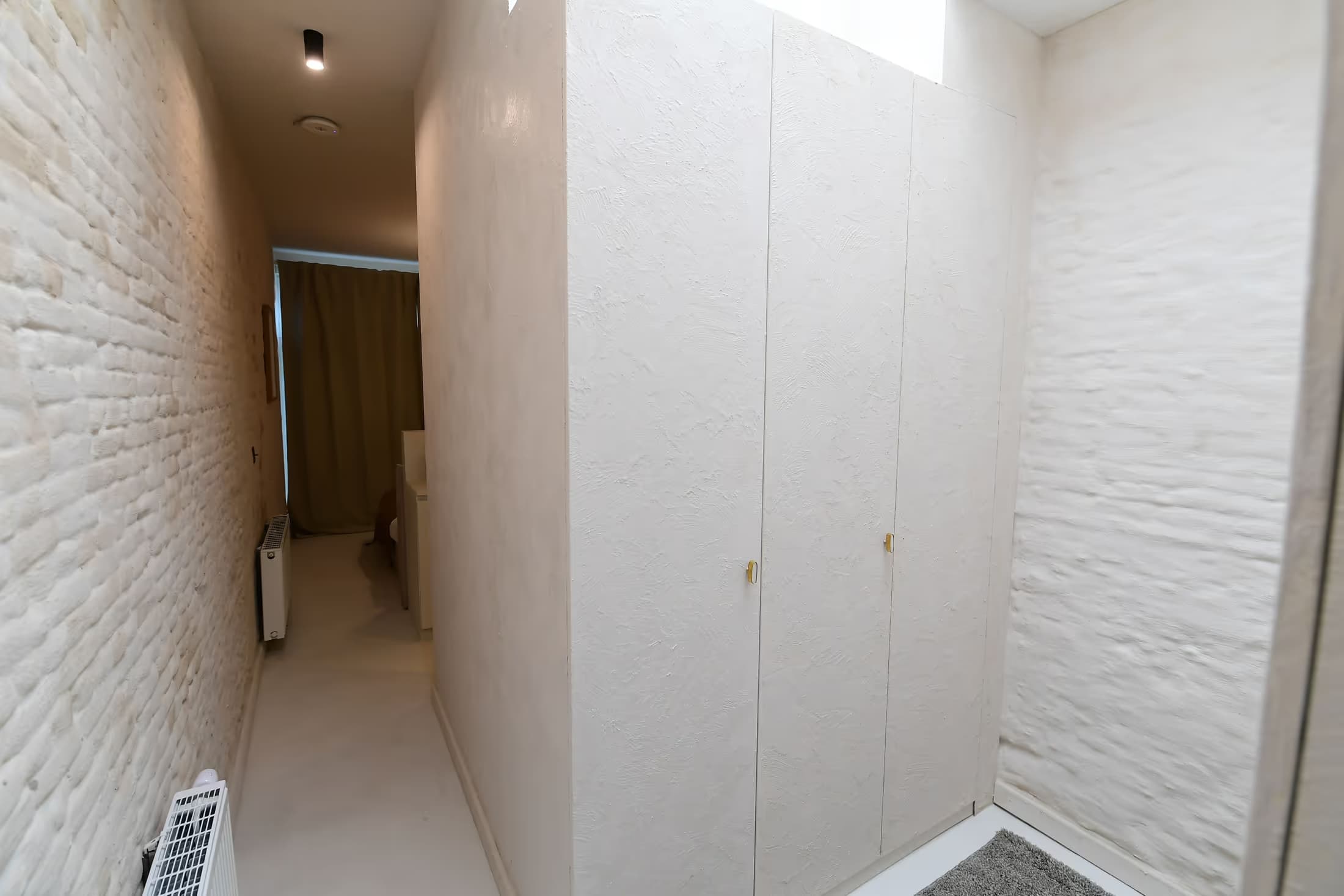 8. Rooftop Apartment thumbnail 17