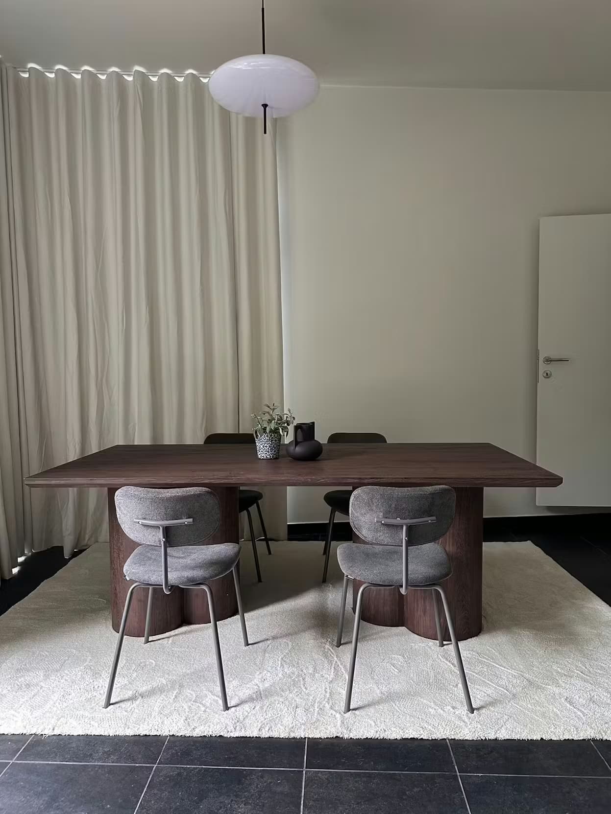 8.  Rooftop Apartment. Room 2 thumbnail 7