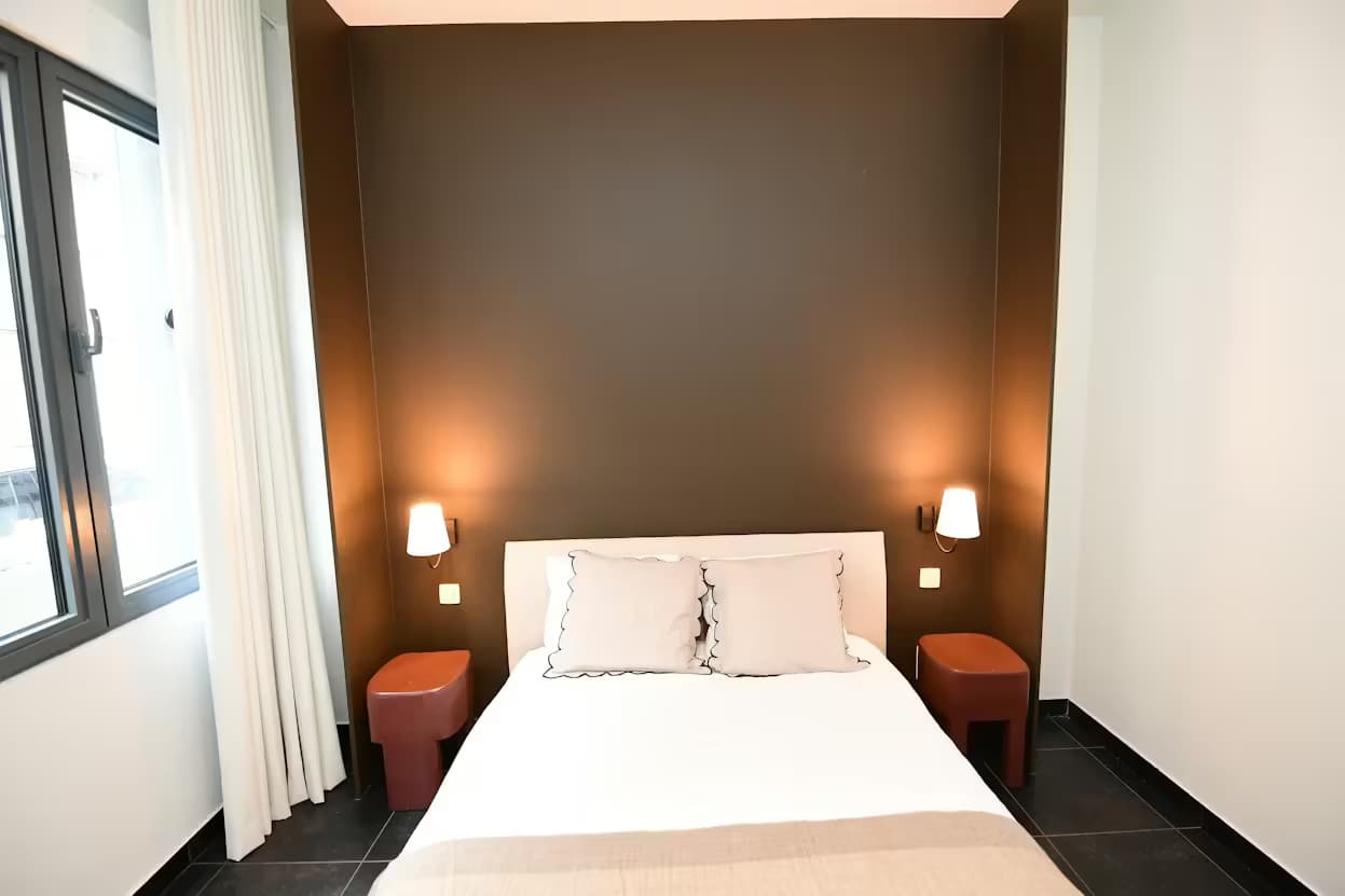 8.  Rooftop Apartment. Room 2 thumbnail 15