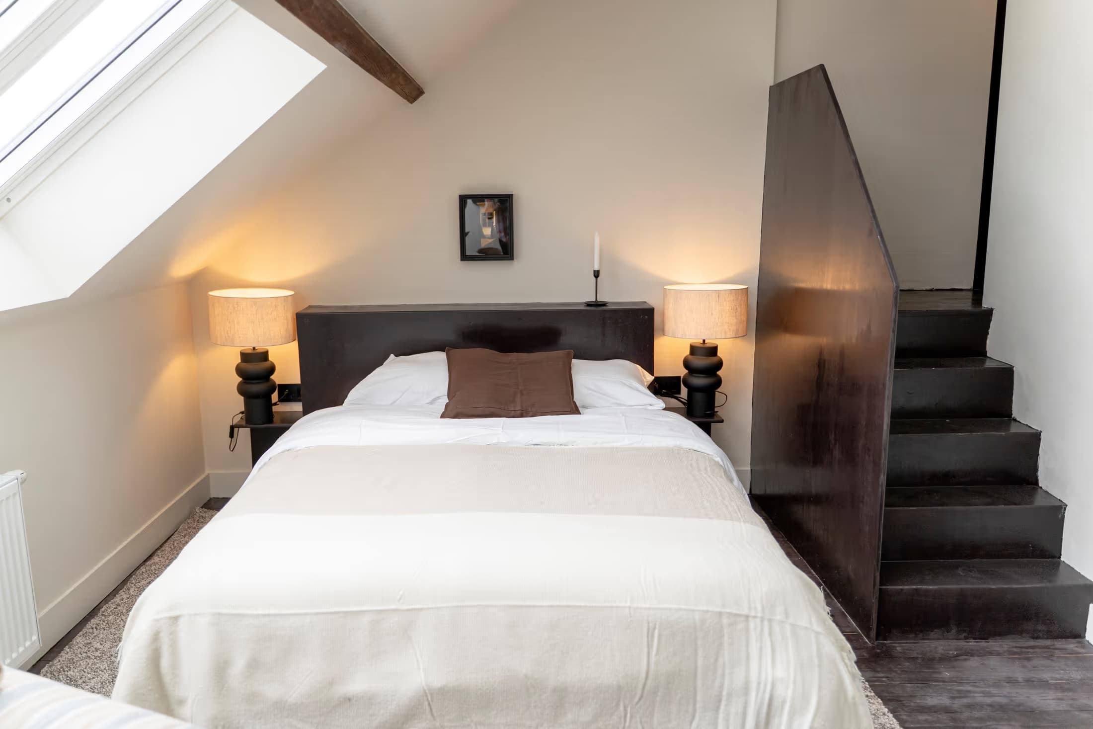 Studio 12 thumbnail 2