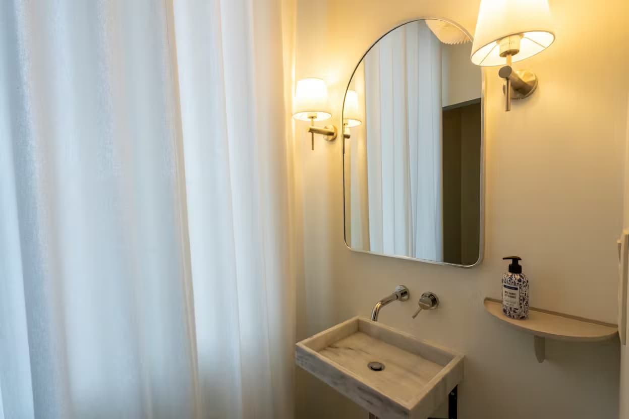 1. Coliving room – Street Side miniatuur 8