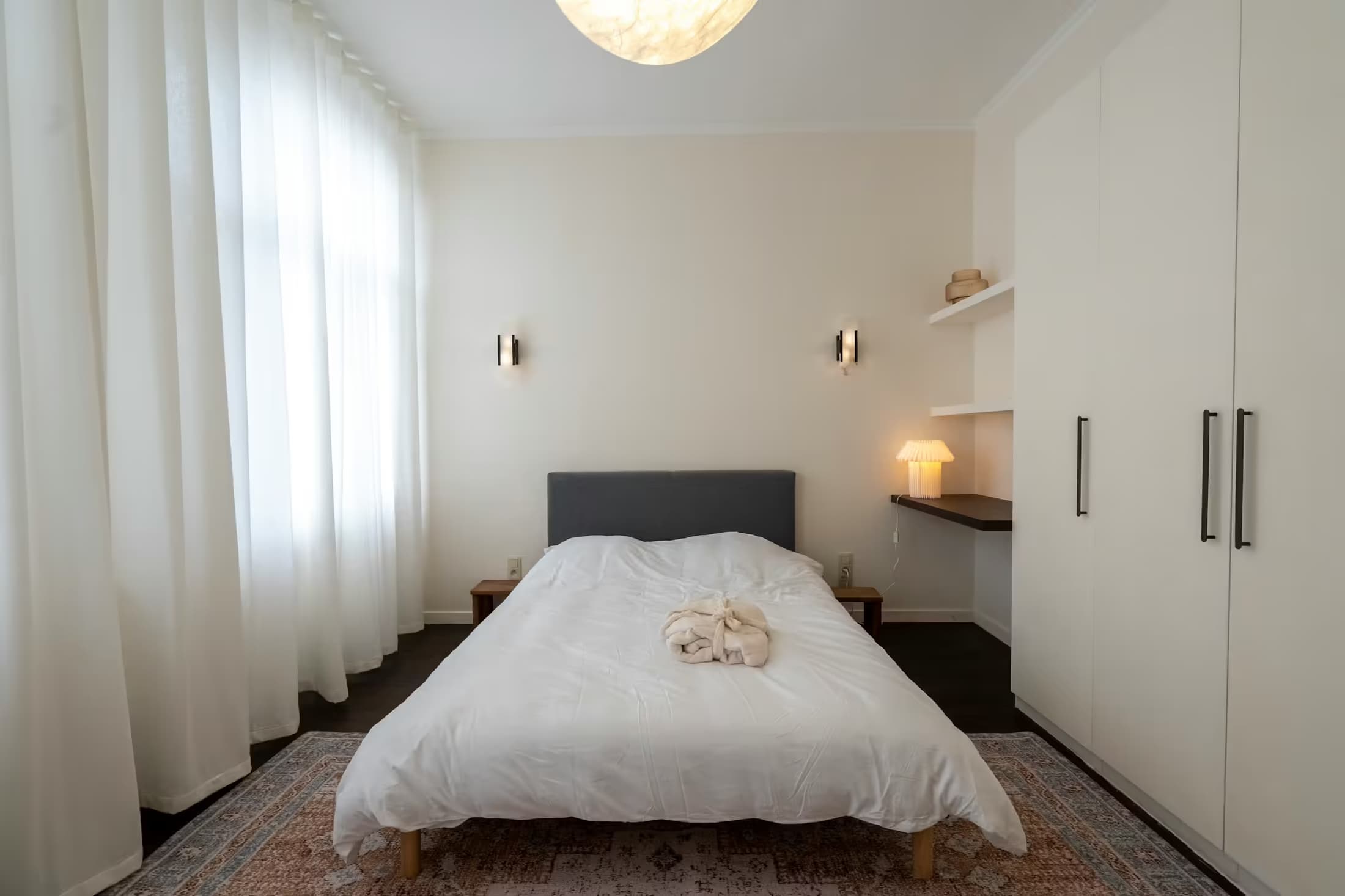 3. Сoliving room – Street Side thumbnail 2