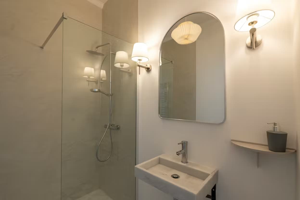 3. Сoliving room – Street Side thumbnail 6