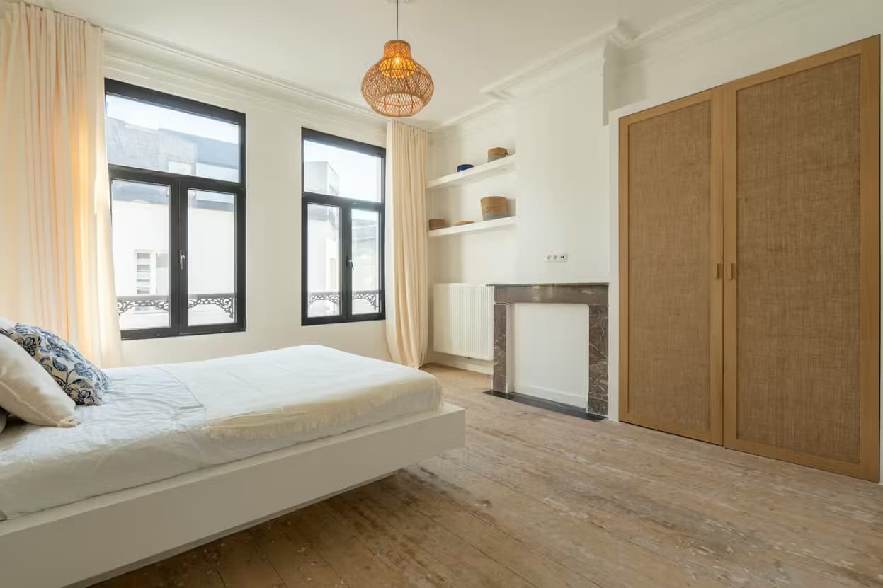 3. Co-living Street Side thumbnail 3