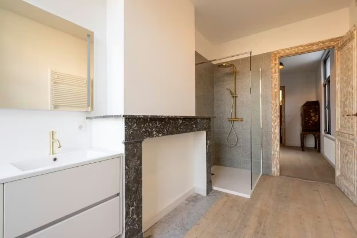 3. Co-living Street Side thumbnail 5