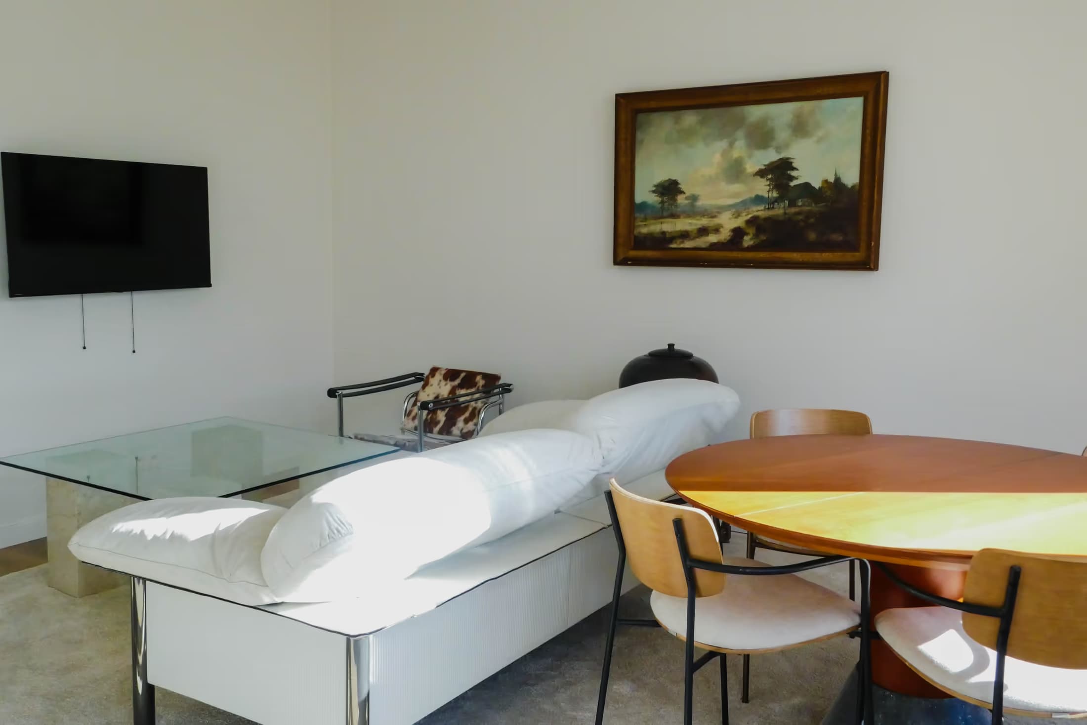 Apartment 4